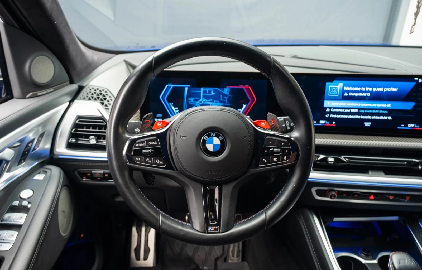 BMW XM 3.0 Hybrid xDrive - изображение 6