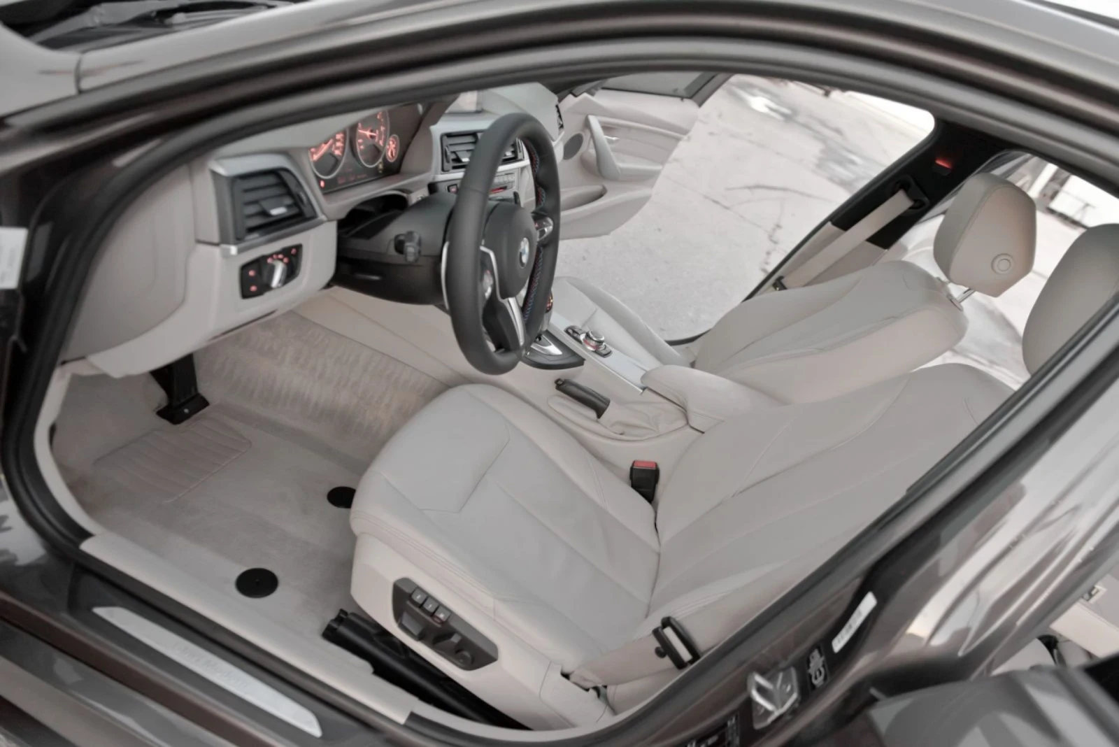 BMW 330 M-performance  | Mobile.bg   11