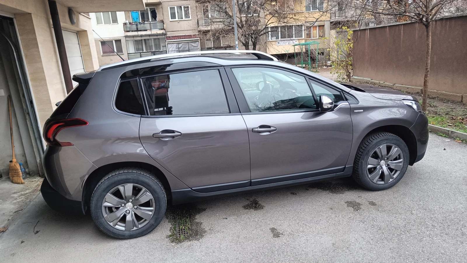 Peugeot 2008 1.2 бензин - изображение 7