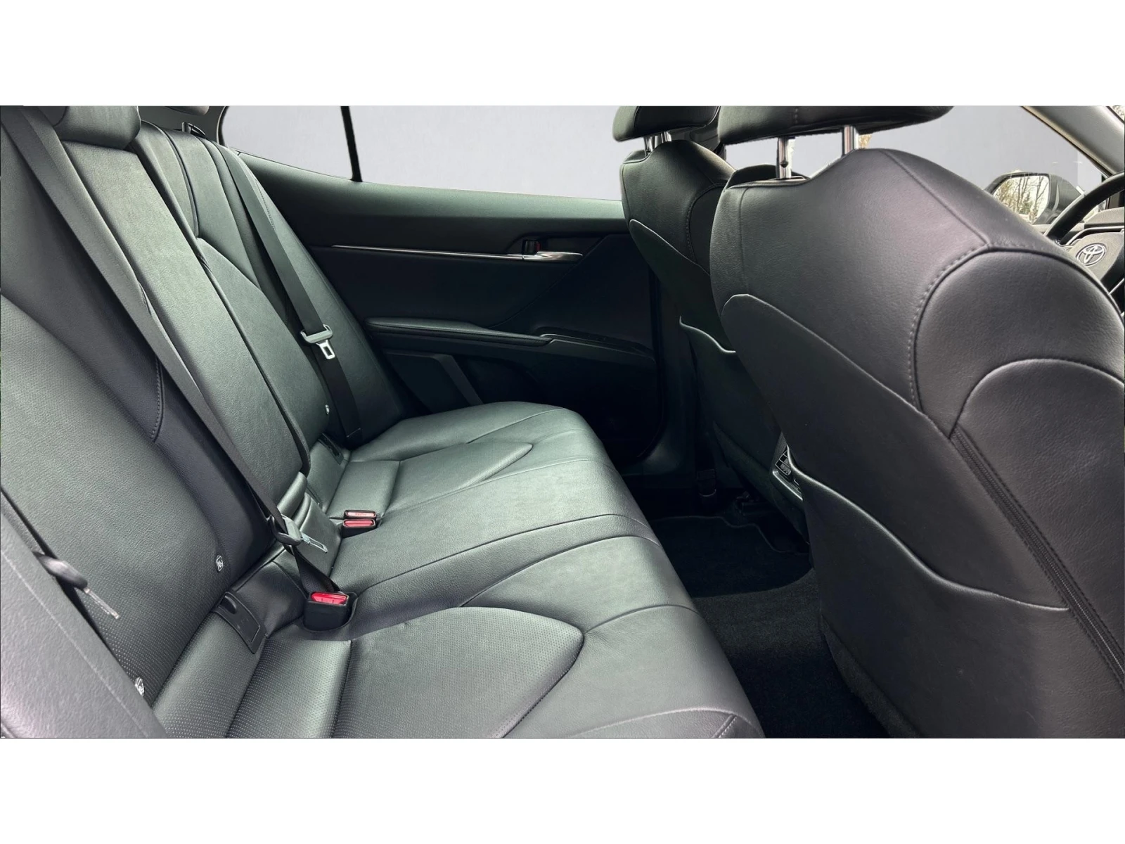 Toyota Camry Месечна вноска от 390  , снимка 7 - Автомобили и джипове - 53813891