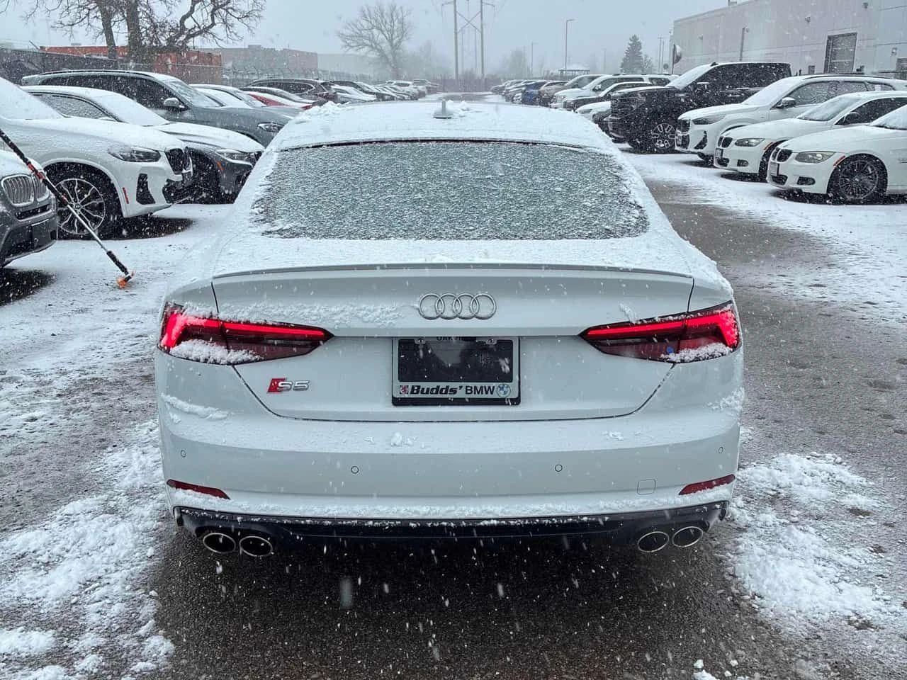 Audi S5 Technik/CARFAX/DIS/360/PANO/ЛИЦЕНЗИРАН ПРОДАВАЧ, снимка 5 - Автомобили и джипове - 53830462