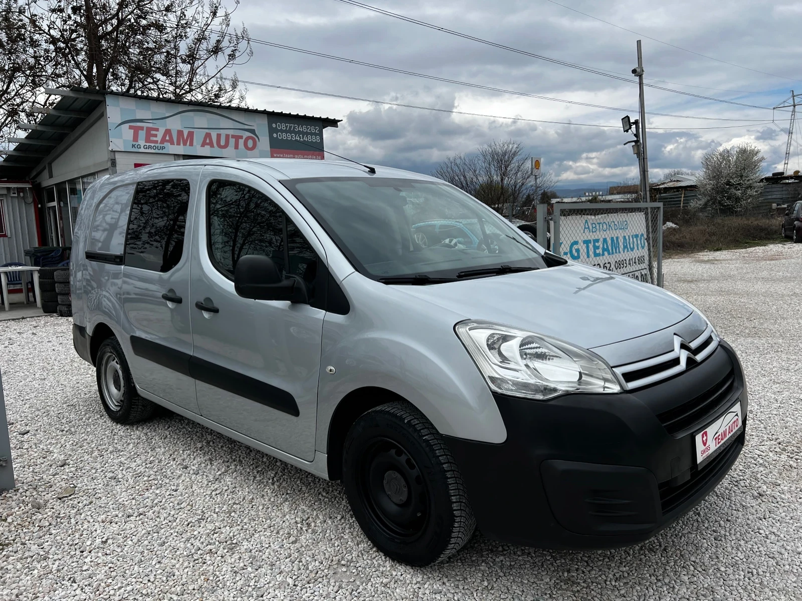 Citroen Berlingo 1.6HDI 90PS.145000КМ.SWISS EDITION, снимка 3 - Автомобили и джипове - 53944582