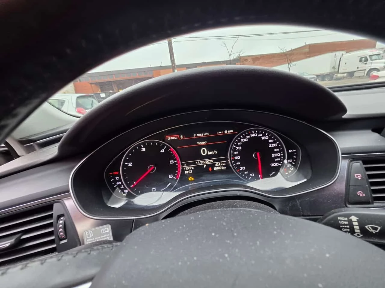 Audi A6 * 3.0L TDI Technik * PANO* KEYLESS* ПОДГРЕВ* , снимка 8 - Автомобили и джипове - 54015781