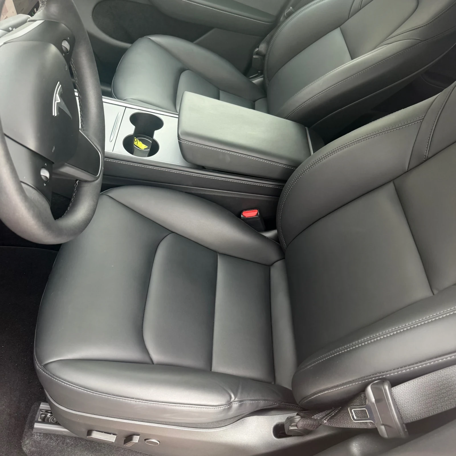 Tesla Model Y 2025 Long Range 12500 km Гаранция, снимка 14 - Автомобили и джипове - 54113492