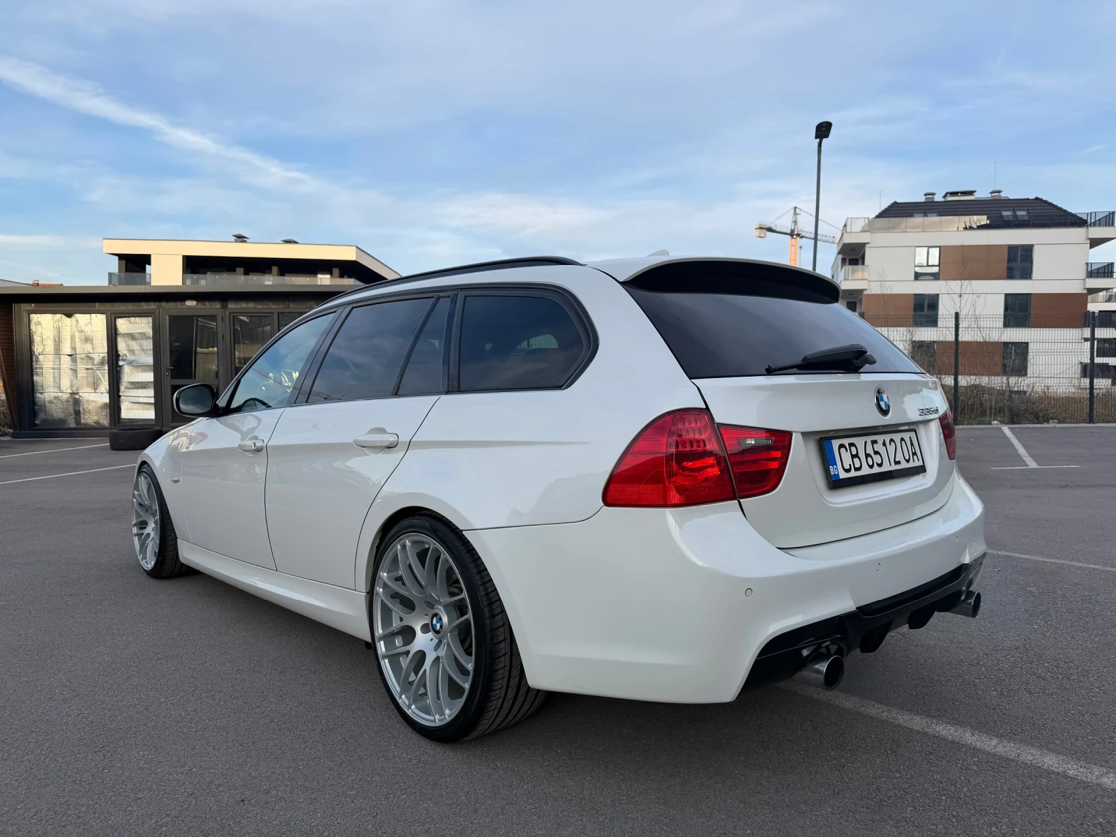 BMW 335 LCI INDIVIDUAL, снимка 2 - Автомобили и джипове - 54115483