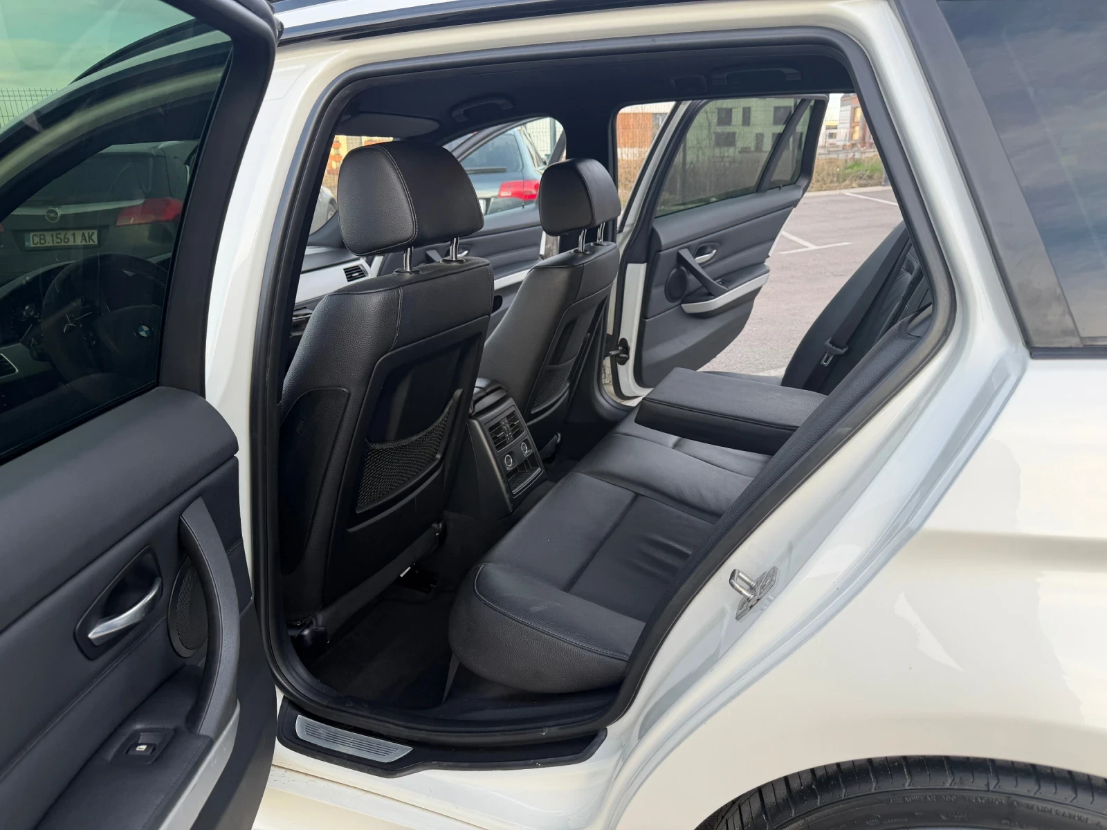 BMW 335 LCI INDIVIDUAL, снимка 8 - Автомобили и джипове - 54115483