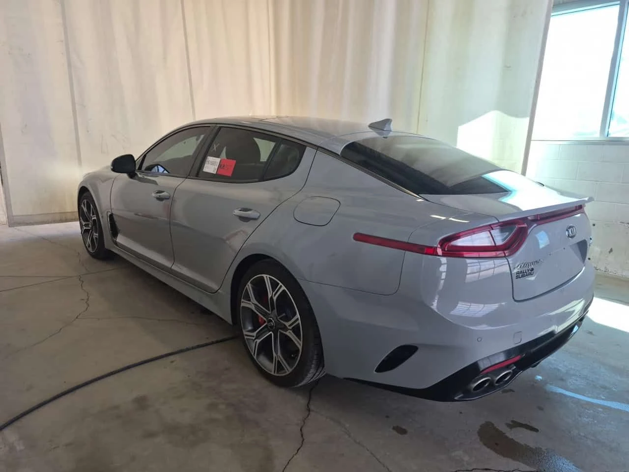 Kia Stinger GT/CARFAX/Кожа/Подгрев/Пано/ФИНАНСИРАНЕ, снимка 5 - Автомобили и джипове - 54590350
