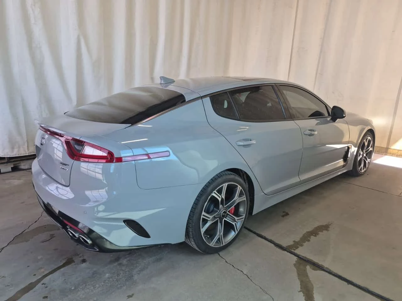 Kia Stinger GT/CARFAX/Кожа/Подгрев/Пано/ФИНАНСИРАНЕ, снимка 4 - Автомобили и джипове - 54590350