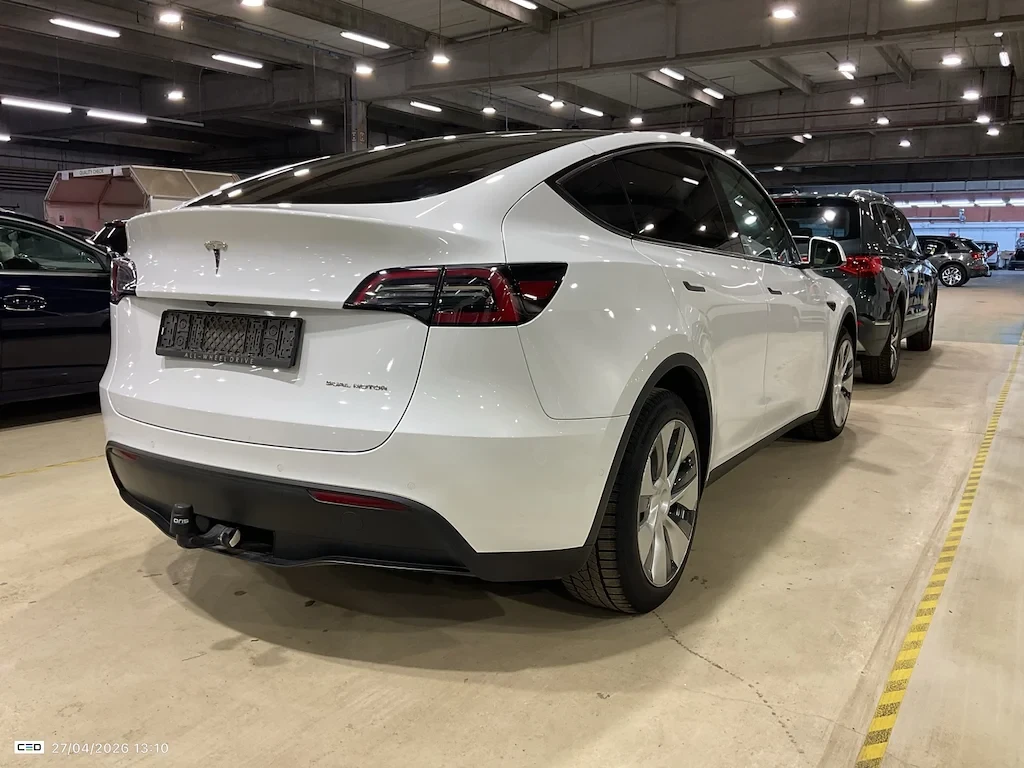 Tesla Model Y LR AWD 514 к.с. , снимка 3 - Автомобили и джипове - 54621584