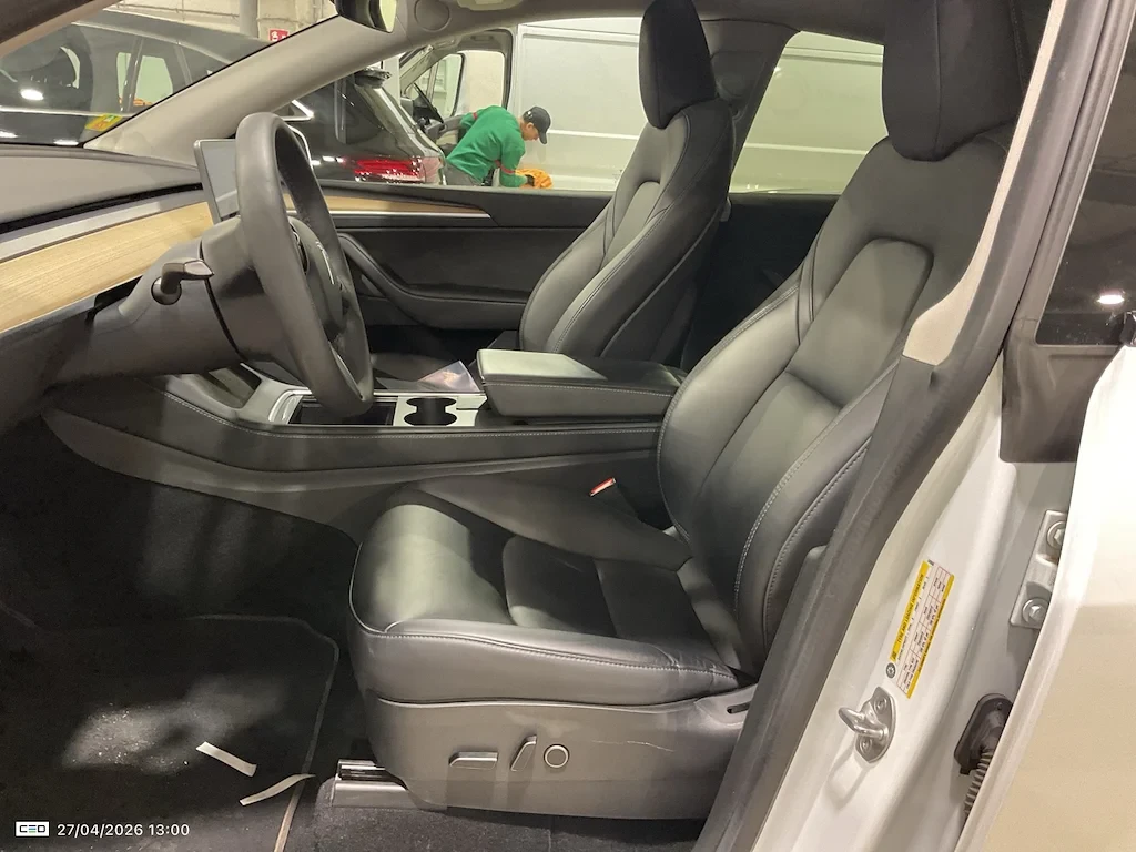 Tesla Model Y LR AWD 514 к.с. , снимка 7 - Автомобили и джипове - 54621584