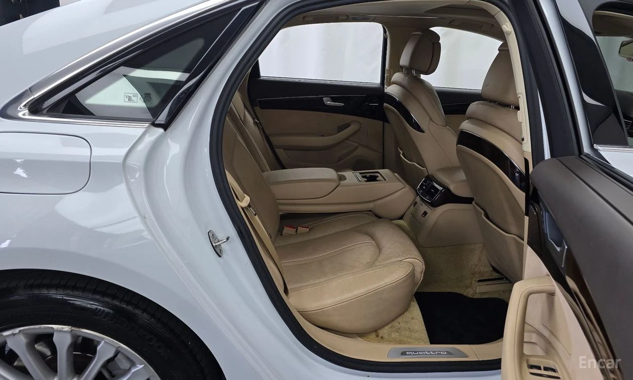 Audi A8 3.0 TDI* DISTRONIC* BOSE* HEAD-UP* 360 CAM* МАСАЖ*, снимка 15 - Автомобили и джипове - 54633795