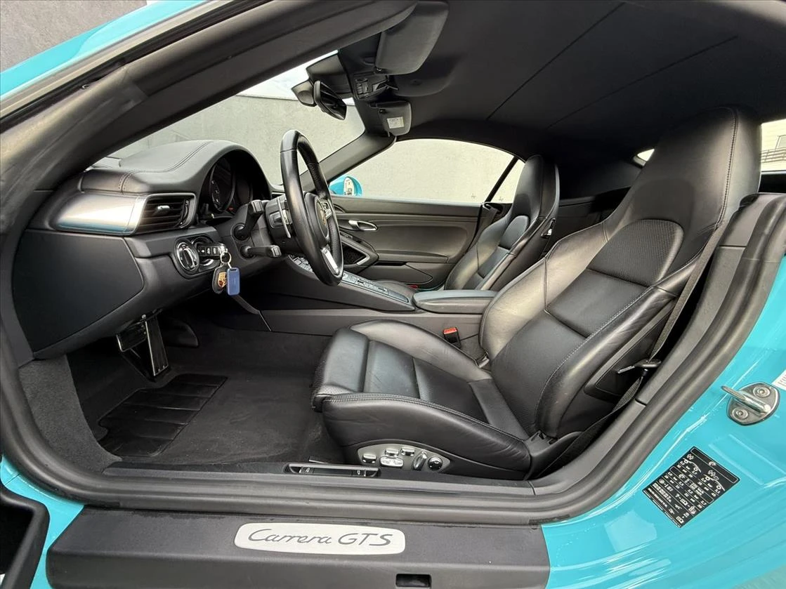 Porsche 911 CARRERA CABRIO GTS, снимка 9 - Автомобили и джипове - 54740259