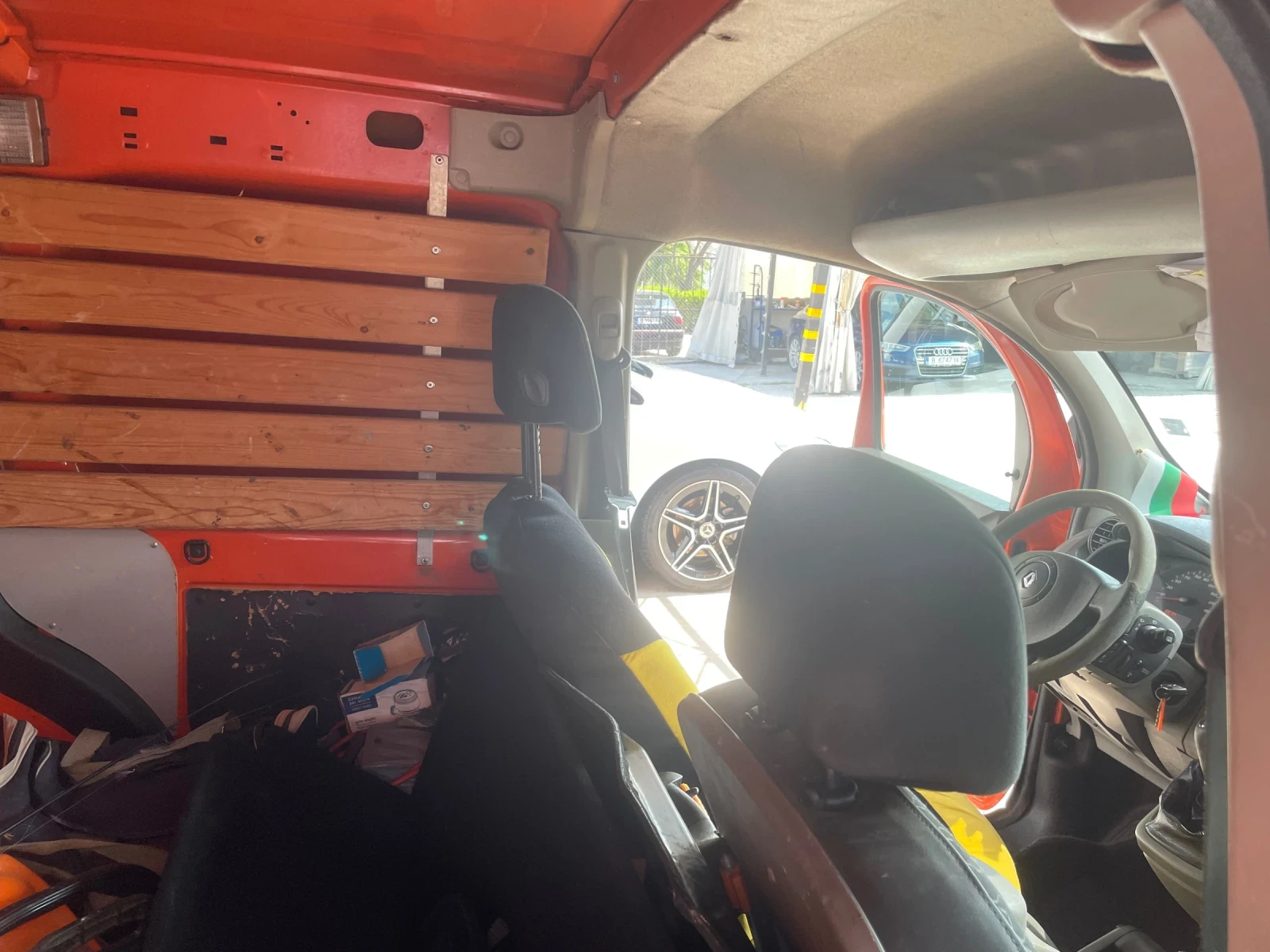 Renault Kangoo 1.5 DCI, снимка 4 - Автомобили и джипове - 54823969