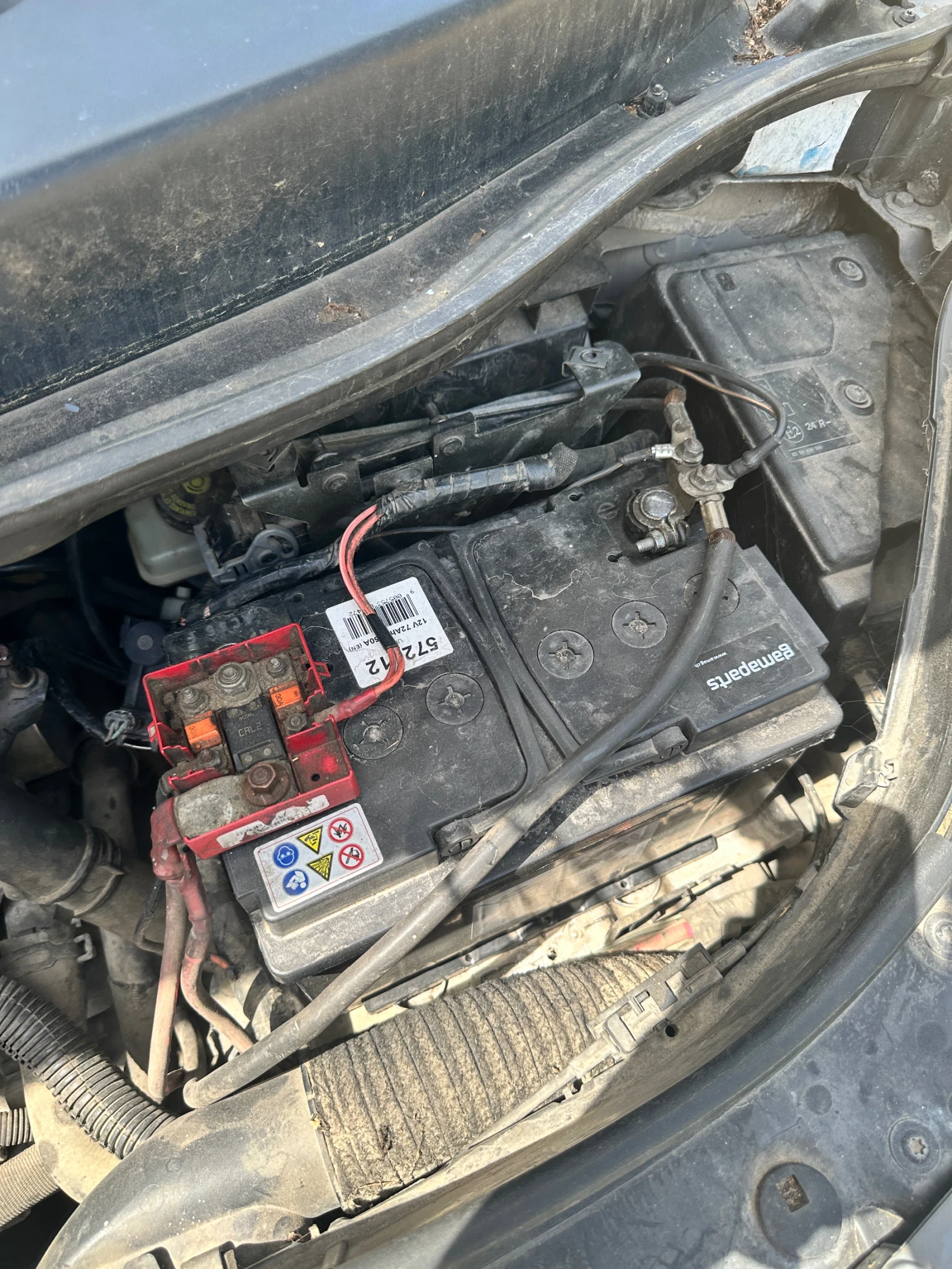 Renault Scenic, снимка 10 - Автомобили и джипове - 54933308