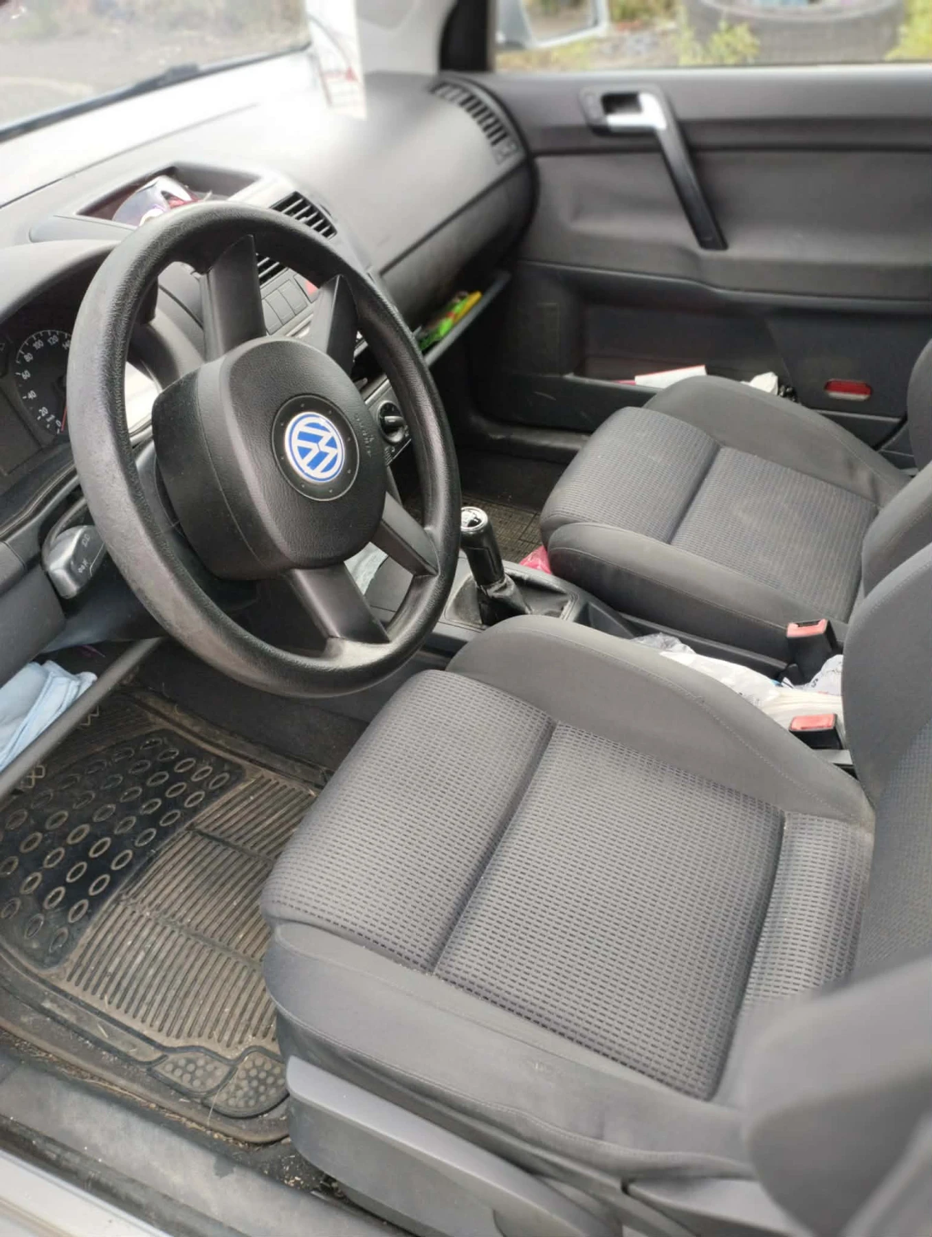 VW Polo, снимка 4 - Автомобили и джипове - 55101164