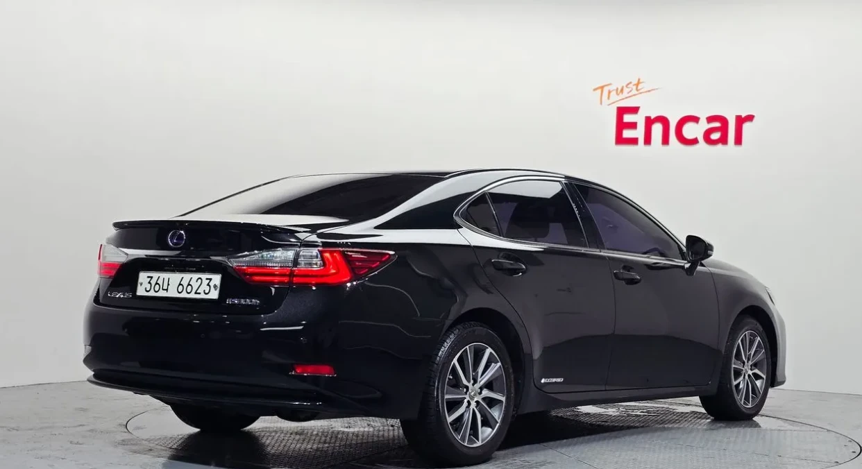 Lexus ES 300 HYBRID * BLIND SPOT * ��������� * ��� ��������� *  | Mobile.bg � ����������� 3