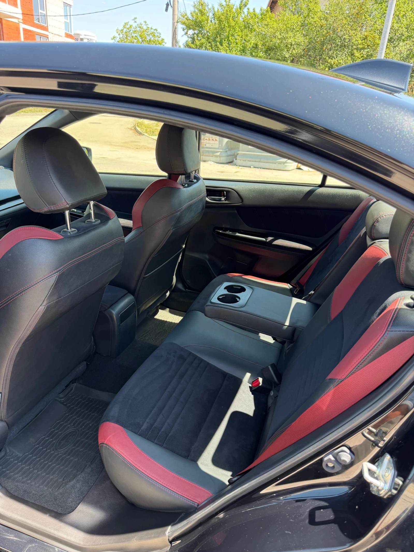 Subaru Impreza WRX STI, снимка 16 - Автомобили и джипове - 55428020