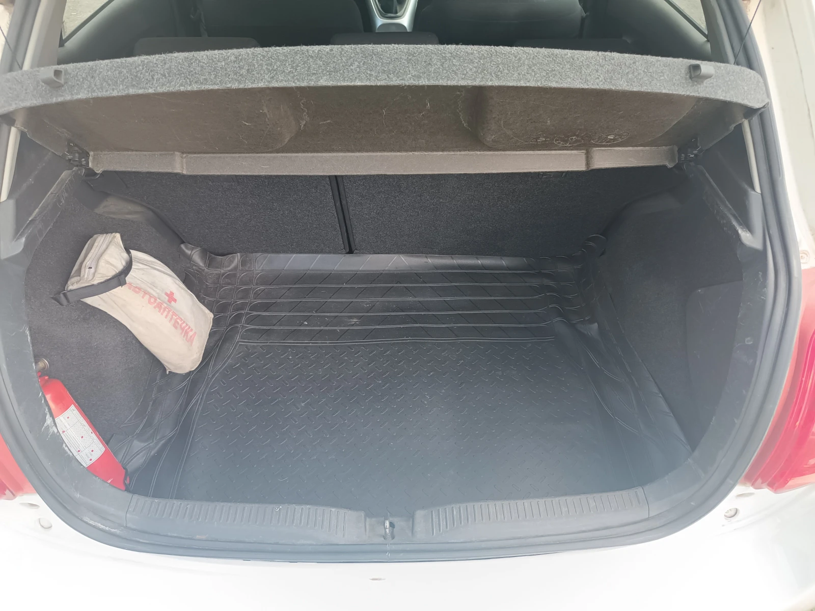 Toyota Auris 1, 33, снимка 16 - Автомобили и джипове - 56524501