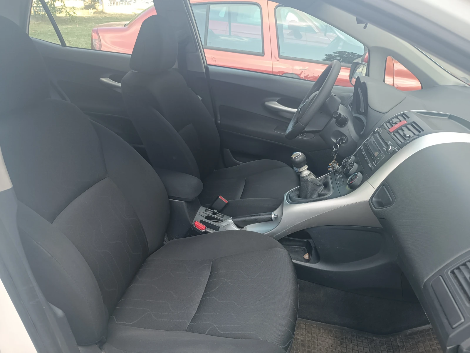 Toyota Auris 1, 33, снимка 13 - Автомобили и джипове - 56524501