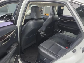 Lexus NX 300h Executive, снимка 10