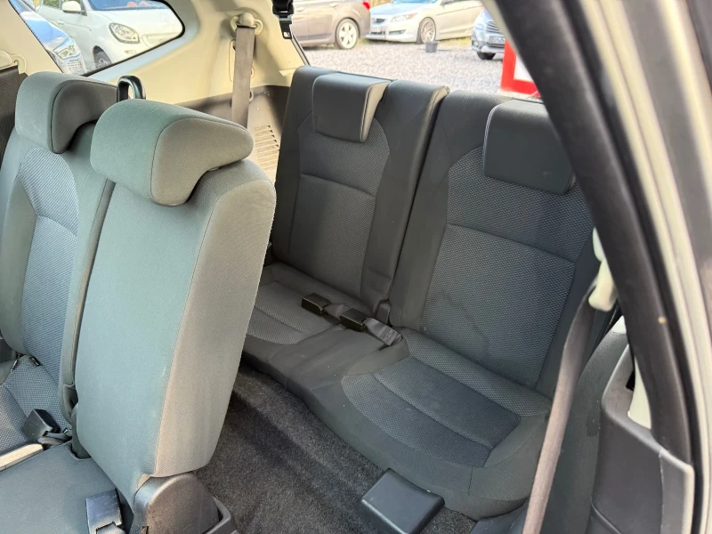 Nissan Qashqai + 2 | 1.6 бензин | 7 места | Панорама , снимка 13 - Автомобили и джипове - 51955739
