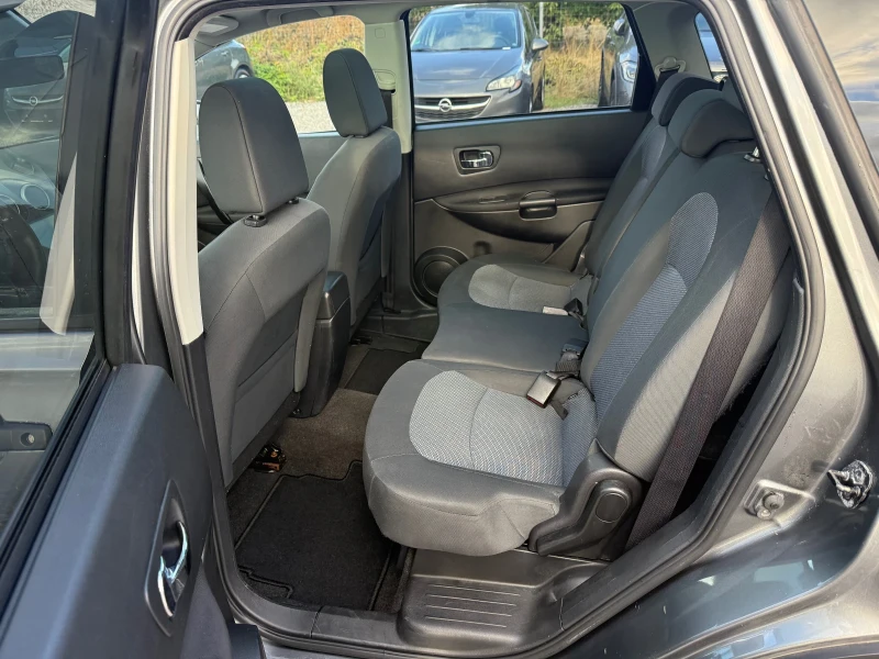 Nissan Qashqai + 2 | 1.6 бензин | 7 места | Панорама , снимка 12 - Автомобили и джипове - 51955739