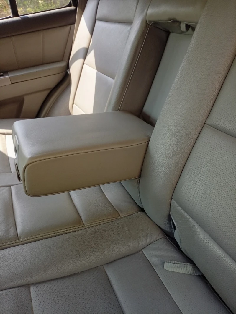 Kia Sorento 2.5 DCR 140, снимка 7 - Автомобили и джипове - 52618299