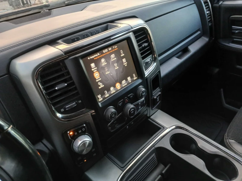 Dodge RAM 1500 4WD Quad Cab 140.5" Sport* V8 HEMI* , снимка 11 - Автомобили и джипове - 53058536