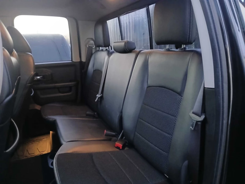 Dodge RAM 1500 4WD Quad Cab 140.5" Sport* V8 HEMI* , снимка 12 - Автомобили и джипове - 53058536