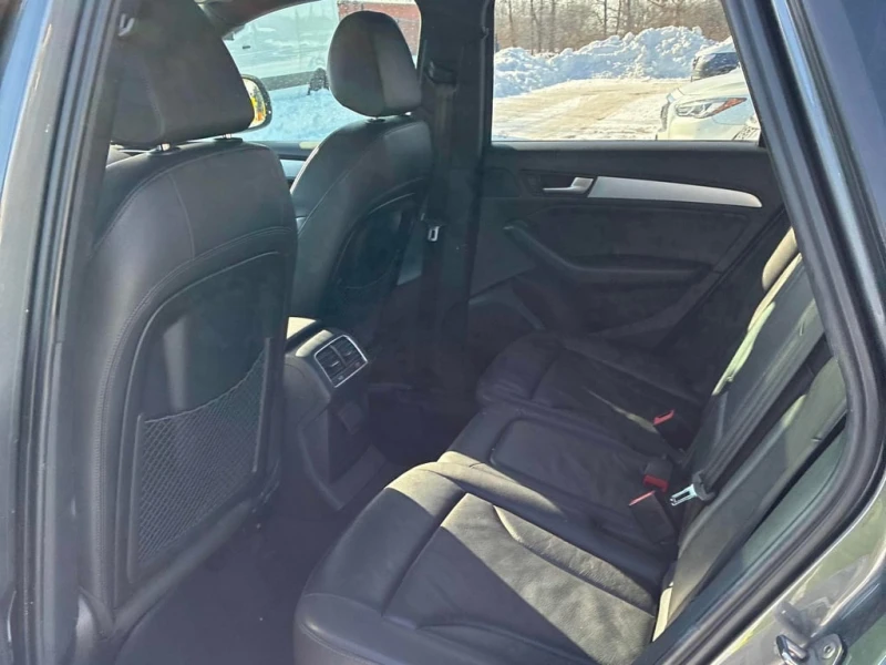 Audi Q5 Progressiv| Sunroof | Heated Seats | Keyless, снимка 12 - Автомобили и джипове - 53360501