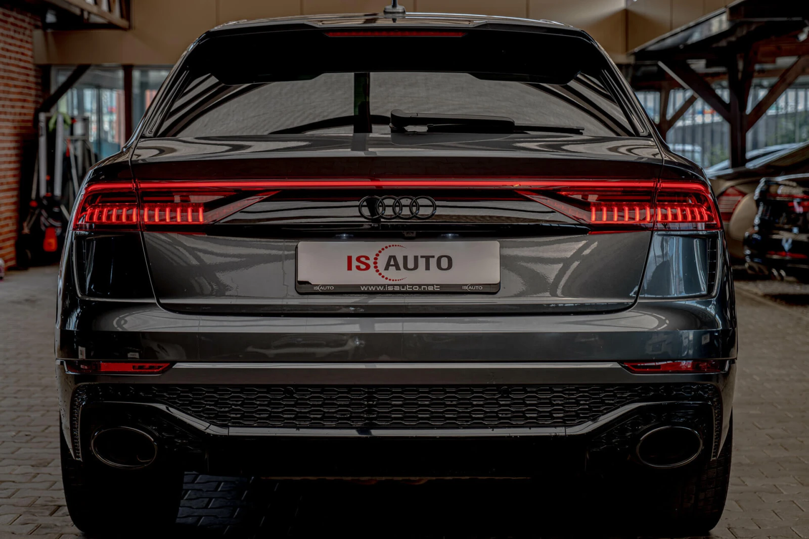 Audi RSQ8 4.0TFSI/Bang&Olufsen/Обдухване/Камера360/HuD/Керам - изображение 4