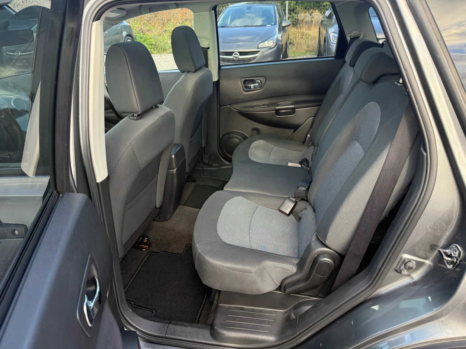 Nissan Qashqai + 2 | 1.6 бензин | 7 места | Панорама  | Mobile.bg — изображение 12