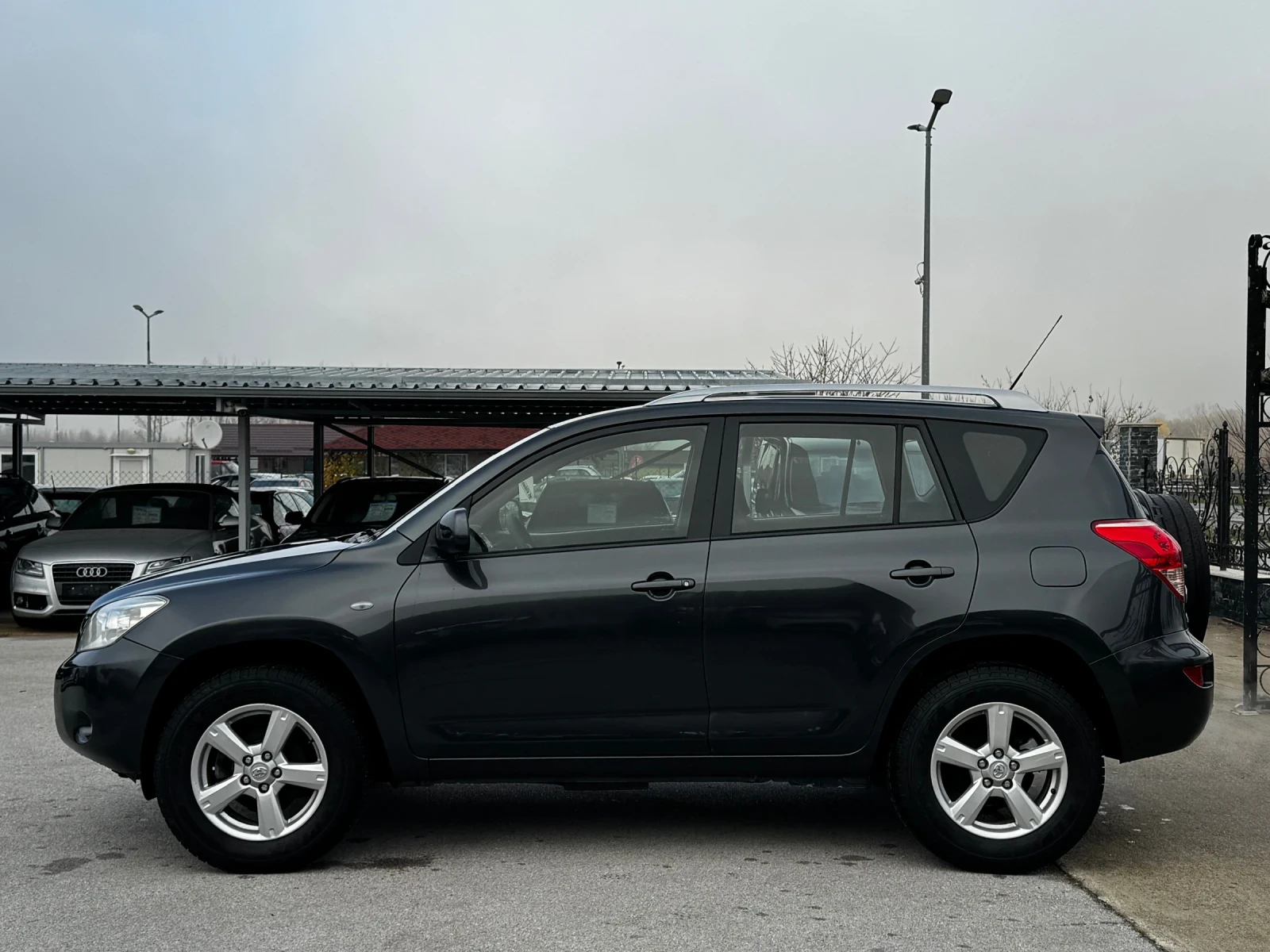 Toyota Rav4 2.2D4D ИТАЛИЯ 4х4 - изображение 2