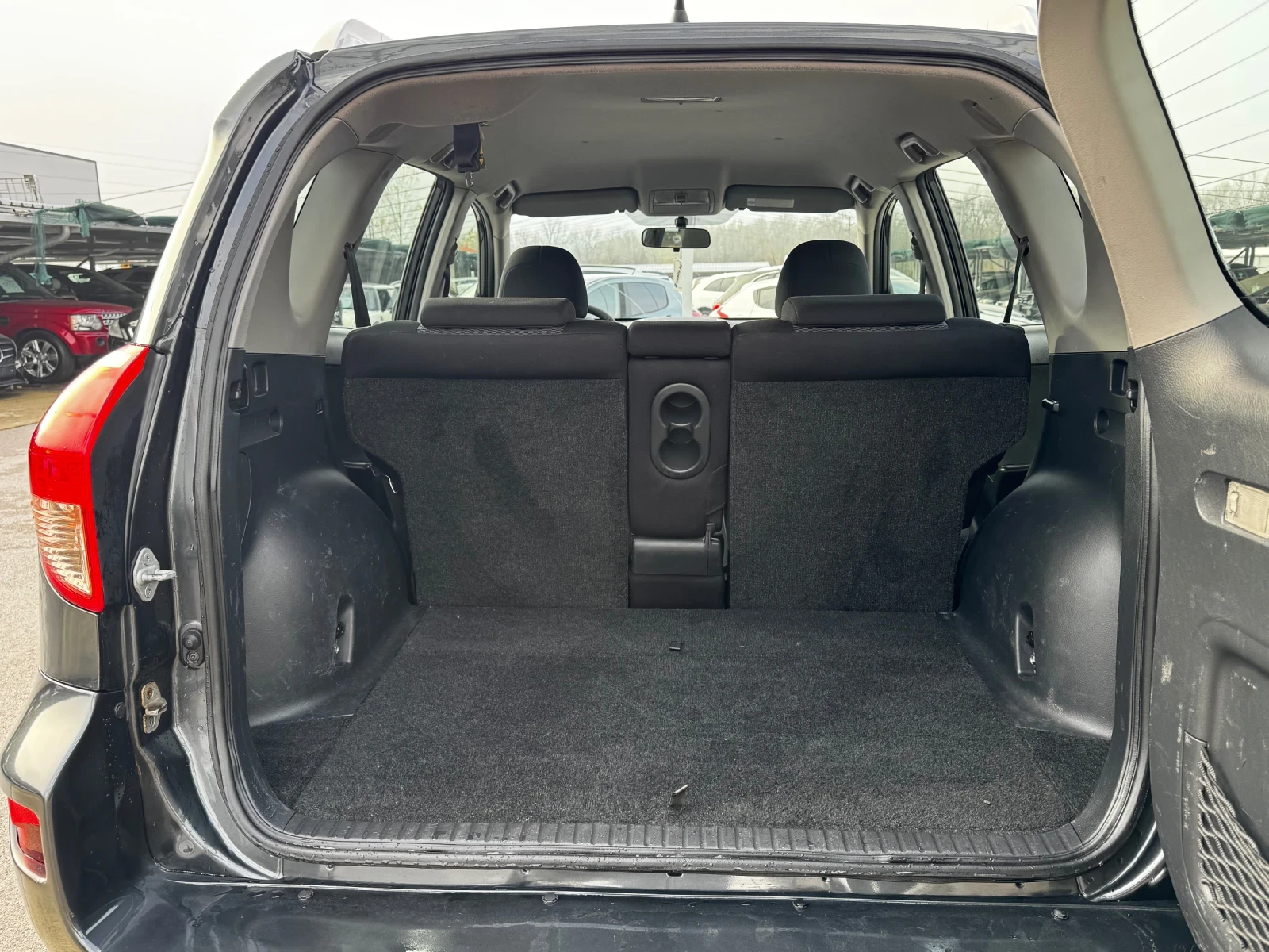 Toyota Rav4 2.2D4D ИТАЛИЯ 4х4 - изображение 9