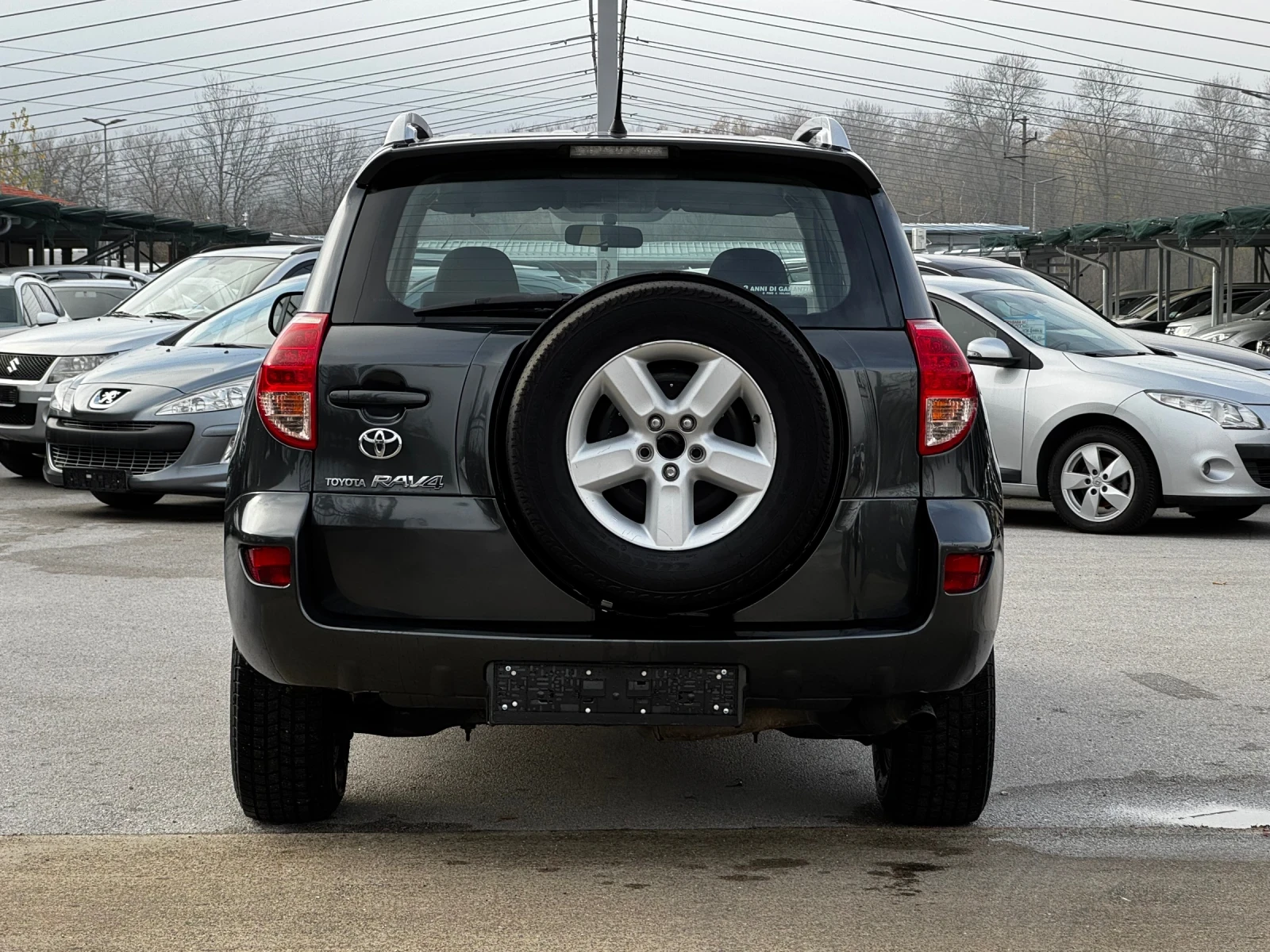 Toyota Rav4 2.2D4D ИТАЛИЯ 4х4 - изображение 3