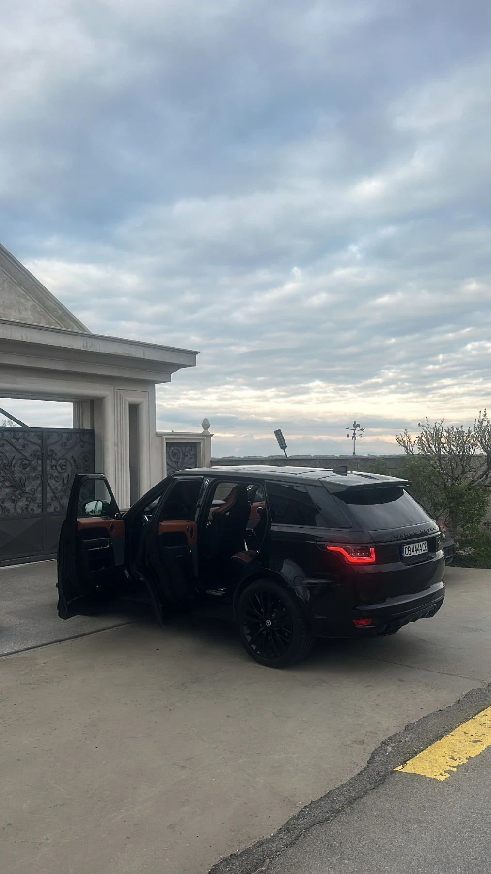 Land Rover Range Rover Sport SVR | Mobile.bg   17