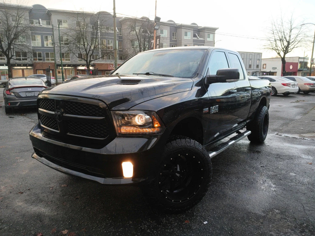 Dodge RAM 1500 4WD Quad Cab 140.5" Sport* V8 HEMI*  | Mobile.bg � ����������� 3