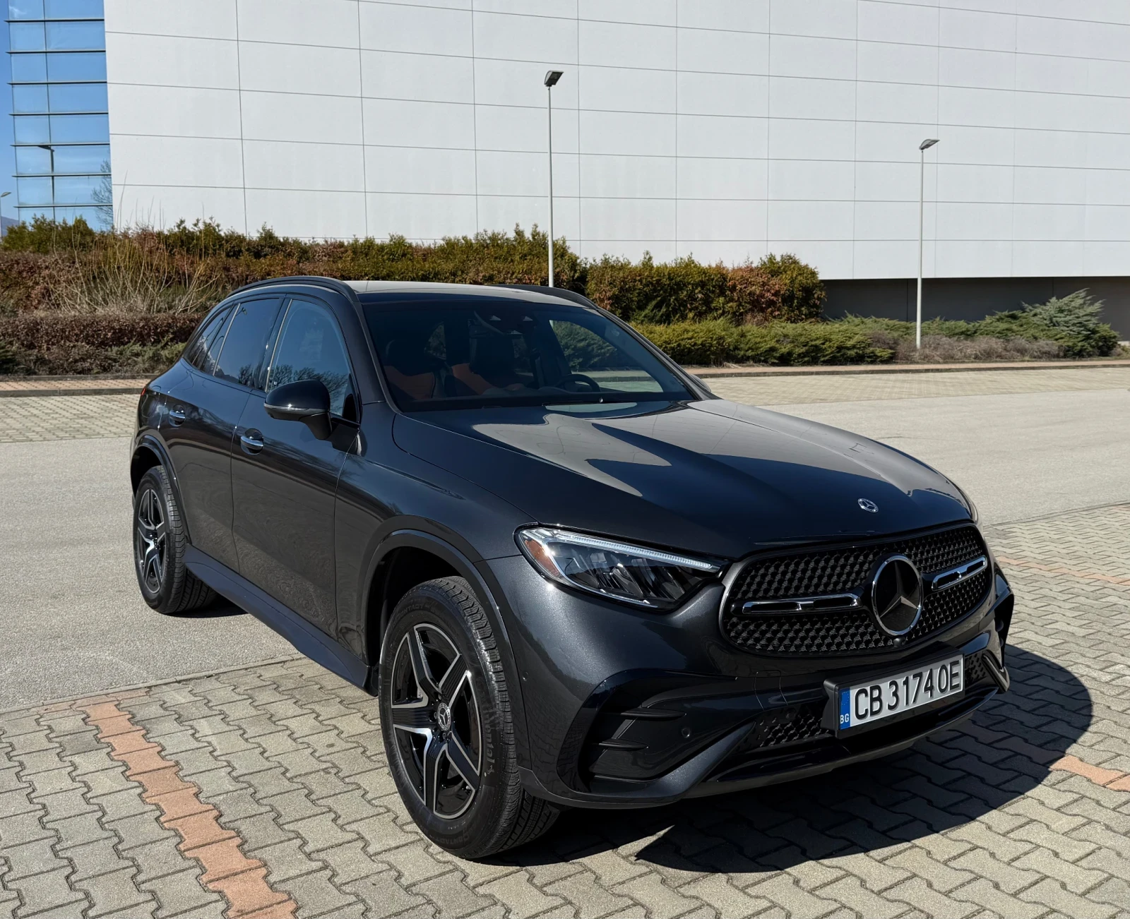 Mercedes-Benz GLC 350e Plug-in Hybrid 7777 km ! ГАРАНЦИОНЕН !!!, снимка 2 - Автомобили и джипове - 53843124