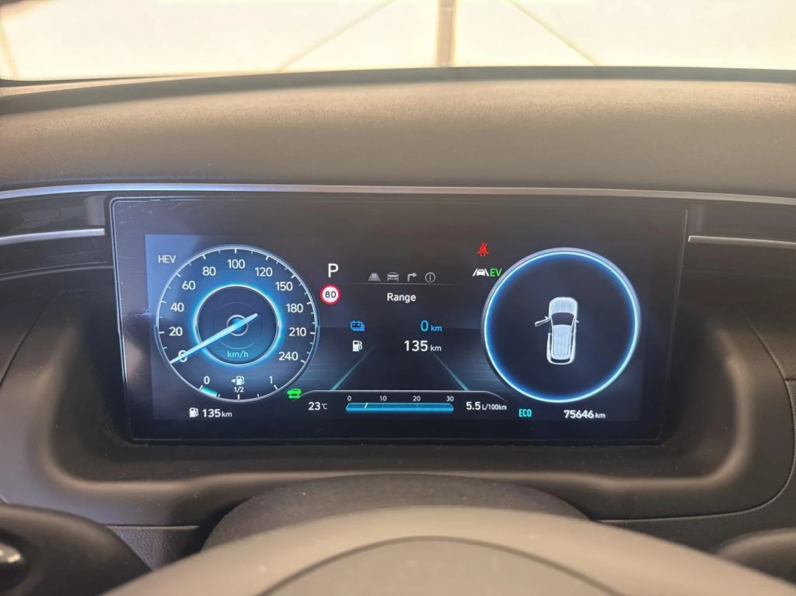 Hyundai Tucson 1.6 Business - AWD, снимка 7 - Автомобили и джипове - 54330000