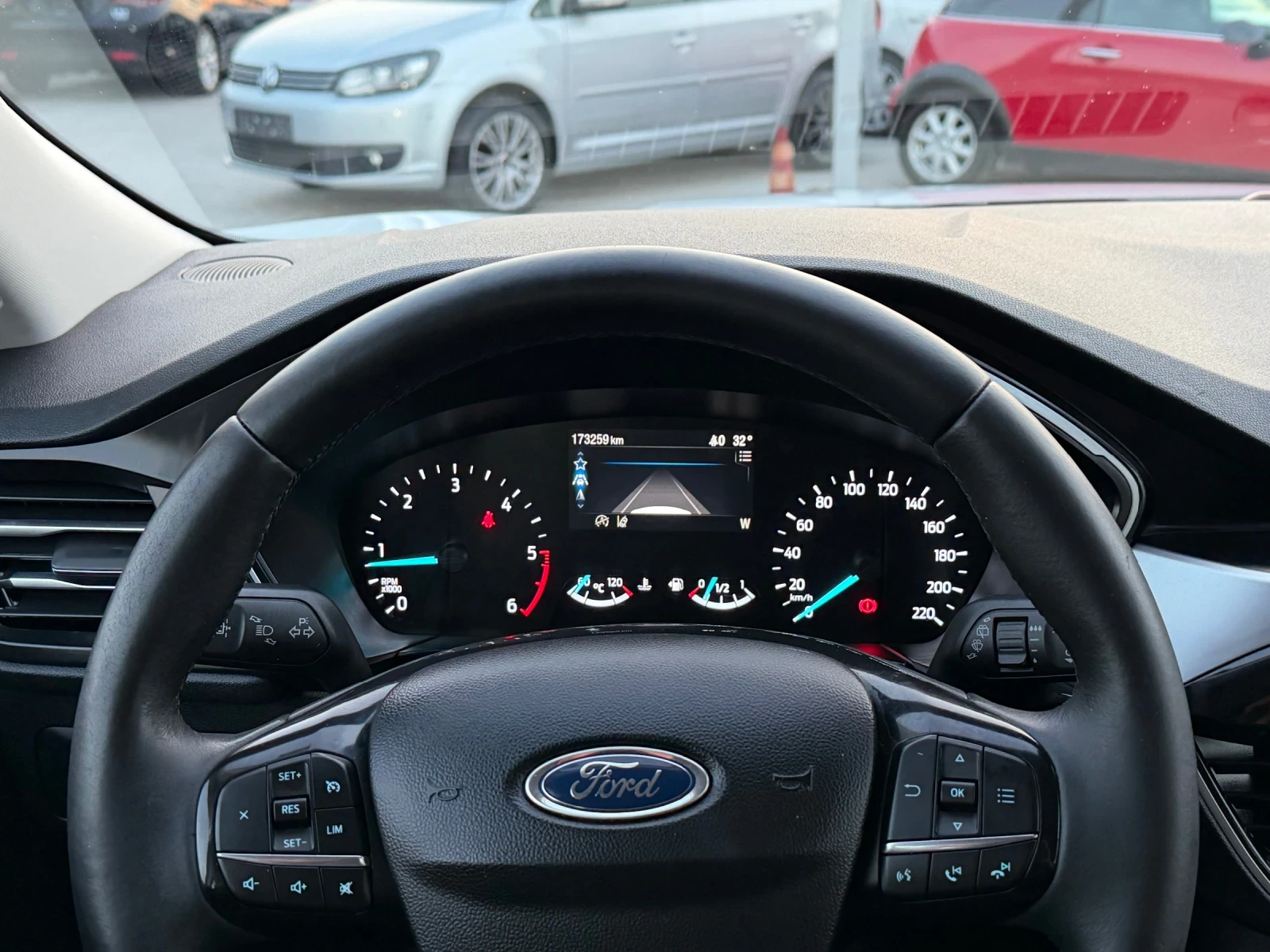Ford Kuga 1.5TDCI ИТАЛИЯ, снимка 12 - Автомобили и джипове - 55108140