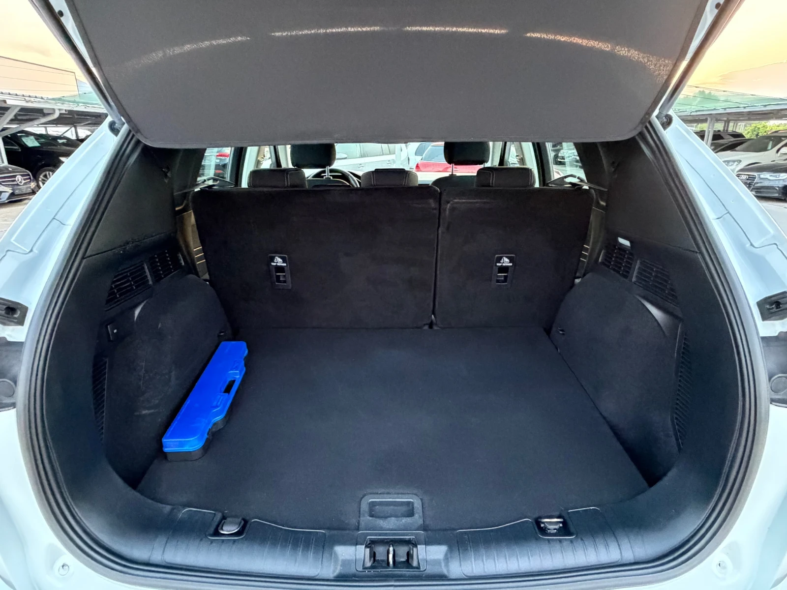 Ford Kuga 1.5TDCI ИТАЛИЯ, снимка 10 - Автомобили и джипове - 55108140