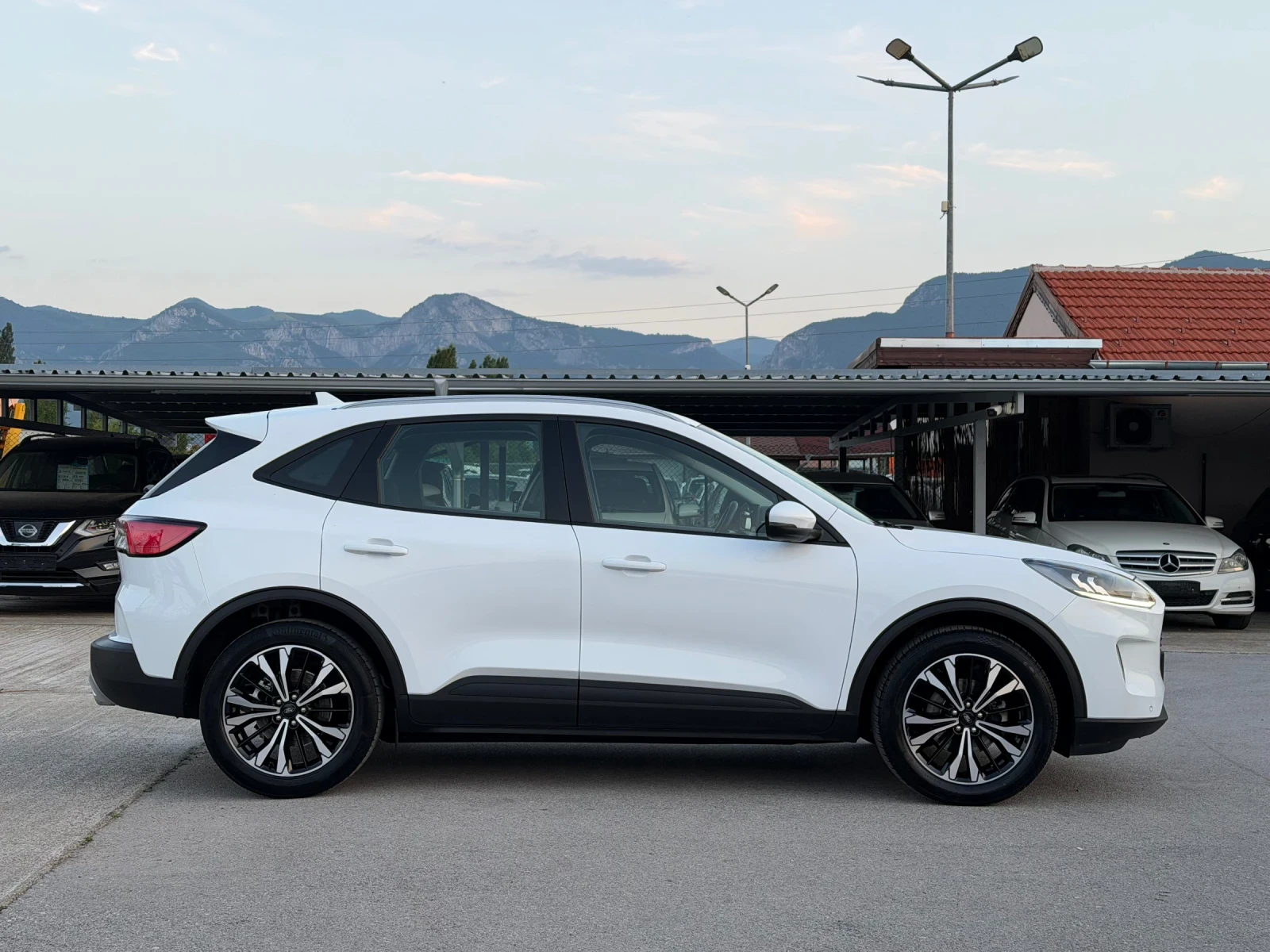 Ford Kuga 1.5TDCI ИТАЛИЯ, снимка 5 - Автомобили и джипове - 55108140