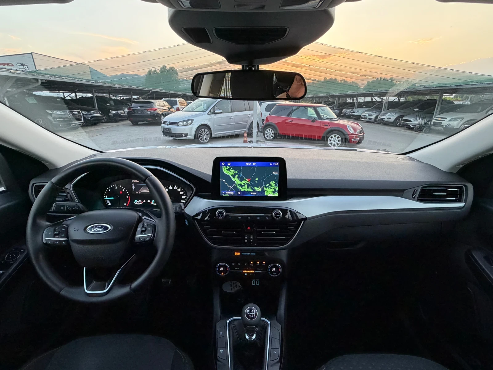 Ford Kuga 1.5TDCI ИТАЛИЯ, снимка 11 - Автомобили и джипове - 55108140