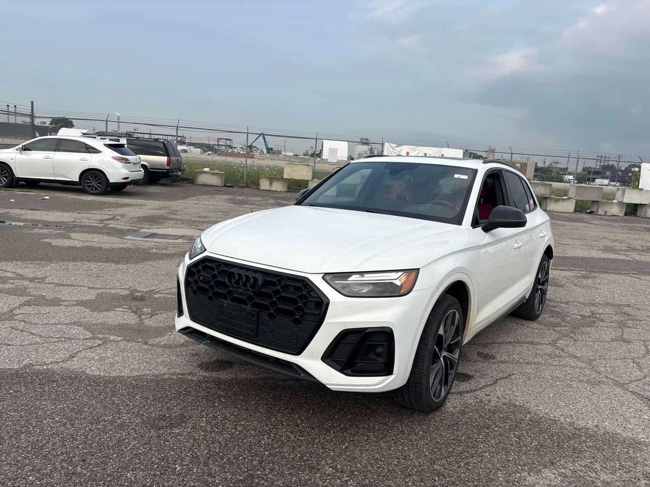 Audi SQ5 Progressiv | CARFAX | АВТОКРЕДИТ БЕЗ ПЪРВОНАЧАЛНА