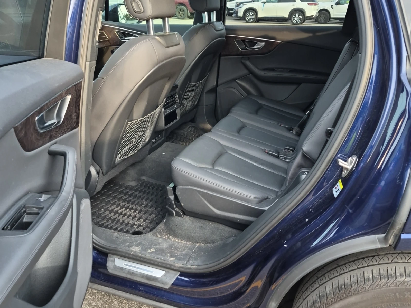 Audi Q7 * PROGRESSIV * CARFAX * ЦЕНА ДО БГ, снимка 10 - Автомобили и джипове - 55940724