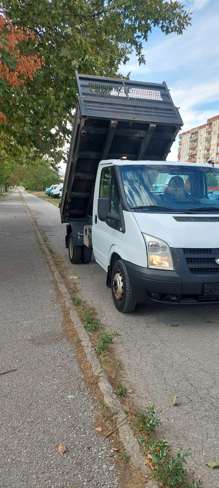 Ford Transit 2.4 tdci тристранен Б категория, снимка 2 - Бусове и автобуси - 56256254