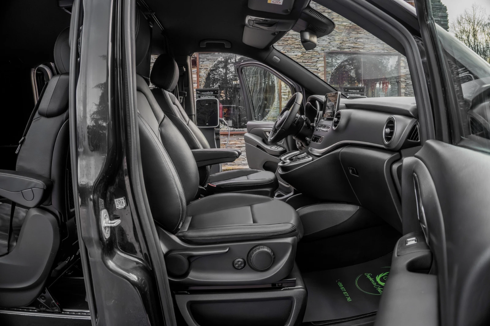 Mercedes-Benz V 220 d* LONG* BUSINESS CLASS* EXCLUSIVE* TV* LED*  - изображение 10