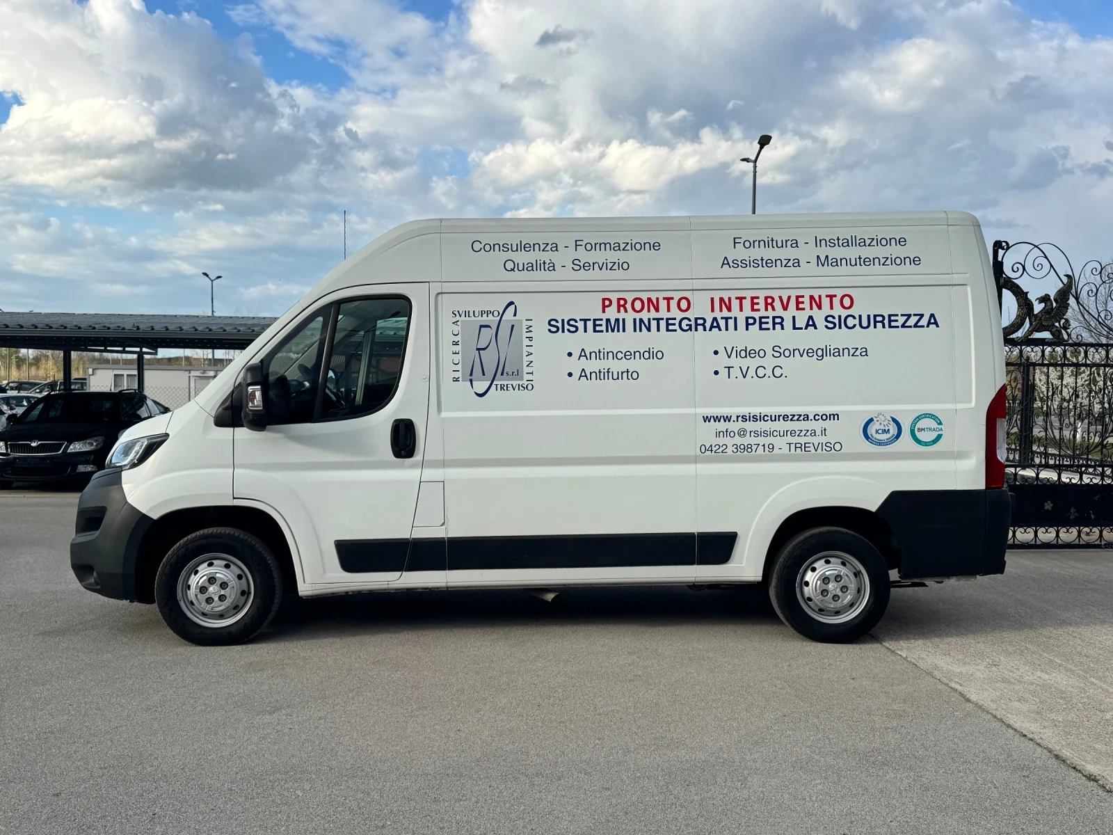 Peugeot Boxer 2.3HDI ИТАЛИЯ 130к.с., снимка 2 - Бусове и автобуси - 54160992