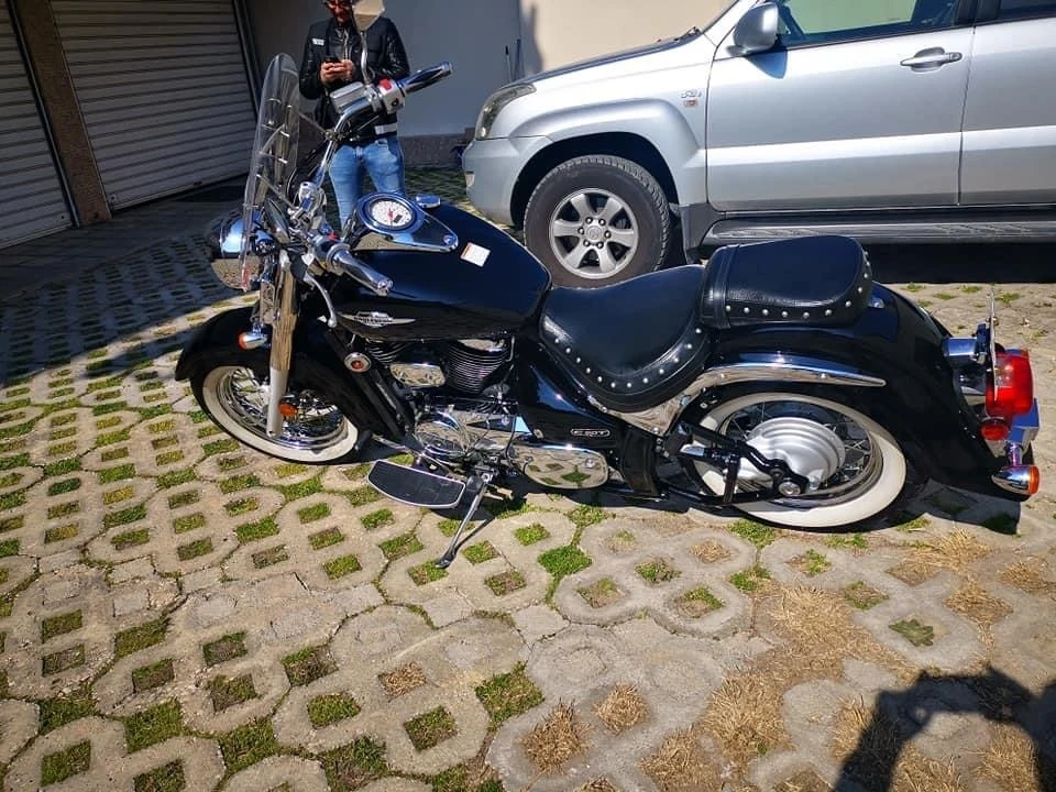 Suzuki Boulevard C50T - изображение 5