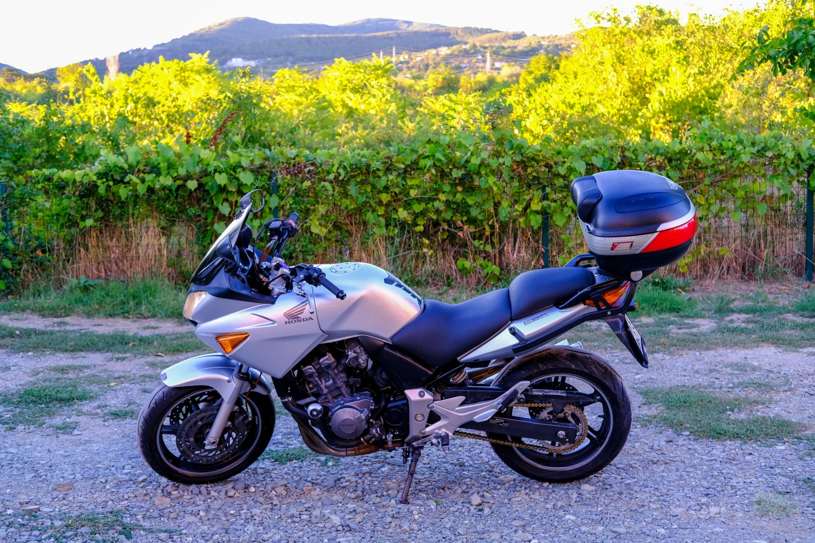 Honda Cbf 600, снимка 2 - Мотоциклети и мототехника - 53785345